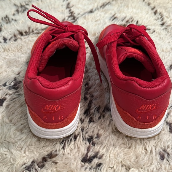 Nike red leather sneakers, us 7.5 - Picture 3 of 6